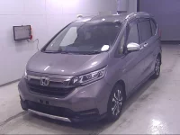 Honda FREED лот № 10061 оценка 3.5  с аукциона в Японии 1