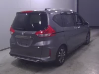 Honda FREED лот № 10061 оценка 3.5  с аукциона в Японии 2