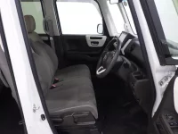 Honda N BOX лот № 10491 оценка R  с аукциона в Японии 5