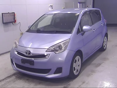 Toyota RACTIS  с аукциона в Японии