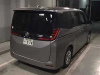 Toyota NOAH лот № 8162 оценка R  с аукциона в Японии 3