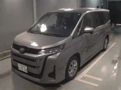 Toyota NOAH  с аукциона в Японии