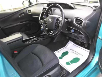 Toyota PRIUS PHV