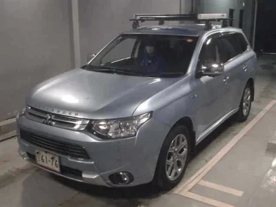 Mitsubishi OUTLANDER PHEV