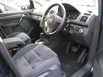 Volkswagen GOLF TOURAN