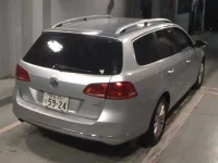 Volkswagen PASSAT VARIANT лот № 2012 оценка 3.5  с аукциона в Японии 4