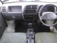 Suzuki EVERY лот № 1051 оценка 3  с аукциона в Японии 7