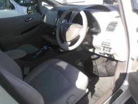 Nissan LEAF лот № 3033 оценка 4  с аукциона в Японии 2