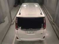 Toyota NOAH лот № 8033 оценка 3.5  с аукциона в Японии 6