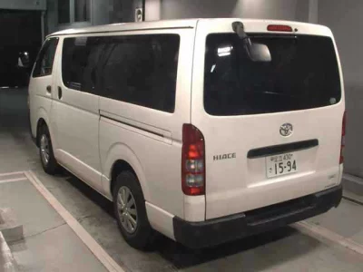 Toyota HiAce Van