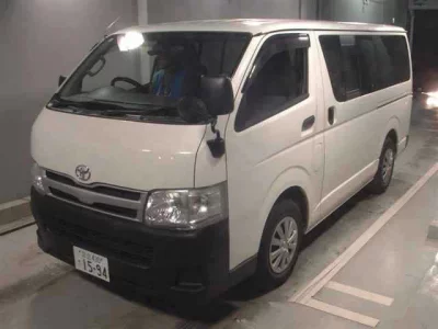 Toyota HiAce Van