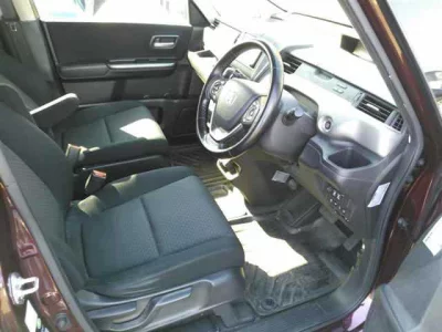 Honda FREED  с аукциона в Японии