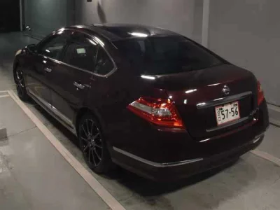 Nissan TEANA