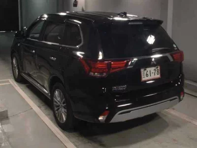 Mitsubishi OUTLANDER PHEV