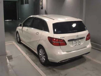 Mercedes-Benz B CLASS