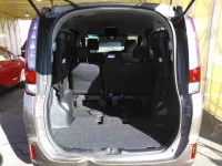 Toyota NOAH лот № 8444 оценка R  с аукциона в Японии 9