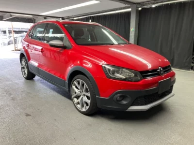 Volkswagen CROSS POLO