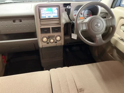 Nissan CUBE  с аукциона в Японии