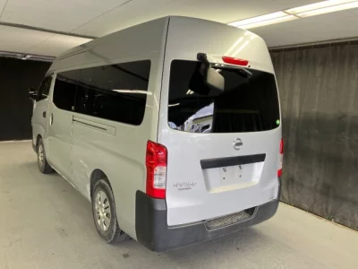 Nissan CARAVAN VAN  с аукциона в Японии