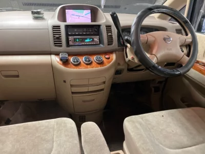 Nissan SERENA  с аукциона в Японии