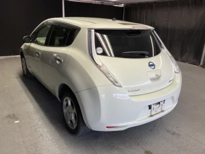 Nissan LEAF  с аукциона в Японии