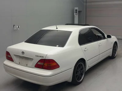 Toyota CELSIOR  с аукциона в Японии