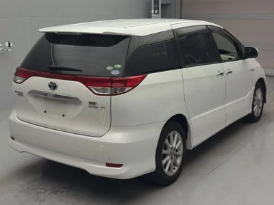 Toyota Estima Hybrid