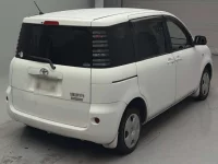 Toyota SIENTA лот № 9002 оценка 3.5  с аукциона в Японии 1