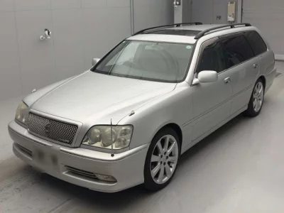 Toyota CROWN ESTATE