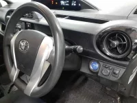 Toyota AQUA лот № 30060 оценка 4  с аукциона в Японии 6