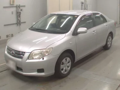 Toyota COROLLA AXIO  с аукциона в Японии