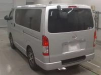 Toyota HIACE VAN лот № 30053 оценка 3.5  с аукциона в Японии 5