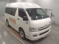 Toyota HIACE VAN лот № 30096 оценка 3  с аукциона в Японии 4
