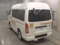 Toyota HIACE VAN лот № 30096 оценка 3  с аукциона в Японии 5