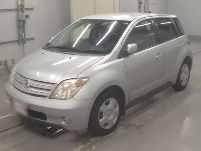 Toyota IST