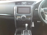 Toyota MARK X лот № 60030 оценка 4  с аукциона в Японии 8