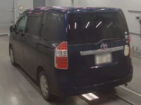Toyota NOAH лот № 10030 оценка 3  с аукциона в Японии 5