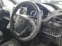 Toyota NOAH лот № 30059 оценка 3.5  с аукциона в Японии 6