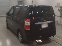 Toyota NOAH лот № 30064 оценка 3.5  с аукциона в Японии 5