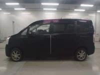 Toyota NOAH лот № 30064 оценка 3.5  с аукциона в Японии 3