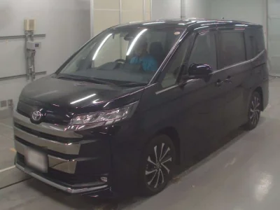 Toyota NOAH  с аукциона в Японии