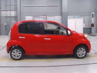 Toyota PASSO лот № 30081 оценка 4  с аукциона в Японии 2