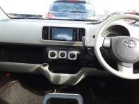 Toyota PASSO лот № 30081 оценка 4  с аукциона в Японии 8