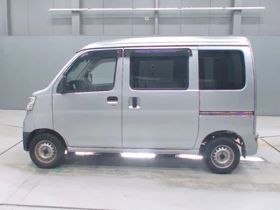 Toyota Pixis Van