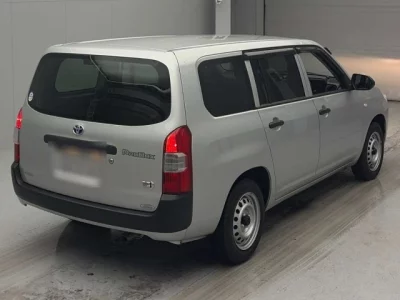 Toyota PROBOX  с аукциона в Японии