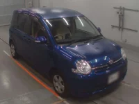 Toyota SIENTA лот № 10036 оценка 3  с аукциона в Японии 4