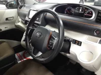 Toyota SIENTA лот № 30028 оценка 4  с аукциона в Японии 6