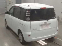 Toyota SIENTA лот № 30184 оценка 2  с аукциона в Японии 5