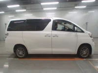Toyota VELLFIRE лот № 30010 оценка 3.5  с аукциона в Японии 2