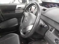 Toyota VOXY лот № 30012 оценка R  с аукциона в Японии 6